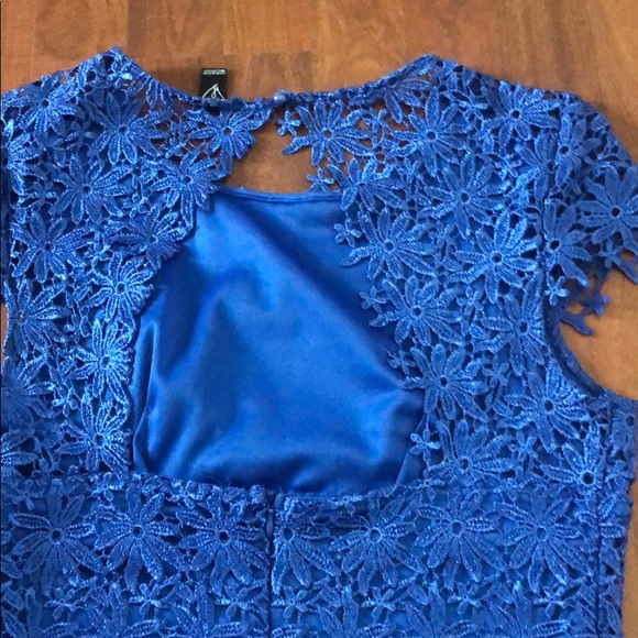 Open Back Cobalt Blue Dress - Size L - Picture 4 of 4